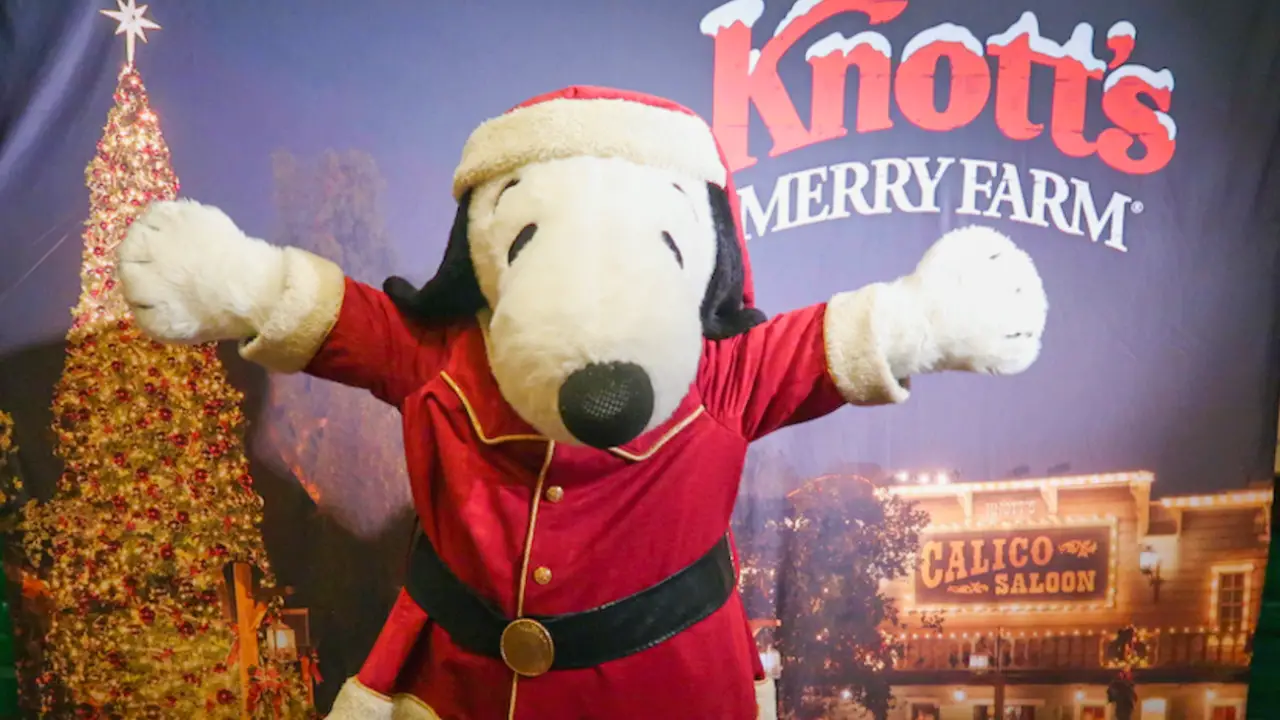 Knott’s Merry Farm is Back in 2022 with Two New Yuletide Shows!