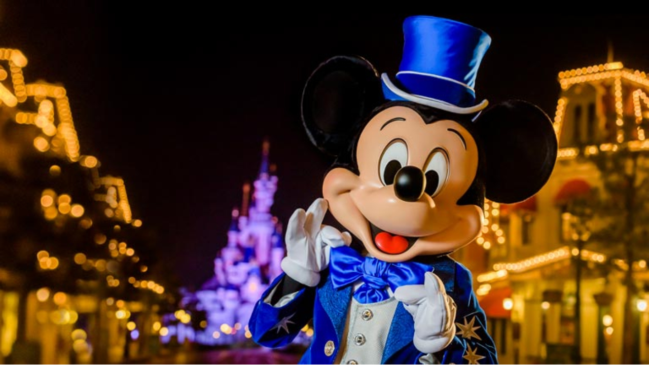 Disneyland Paris New Year's Eve - Featured Image