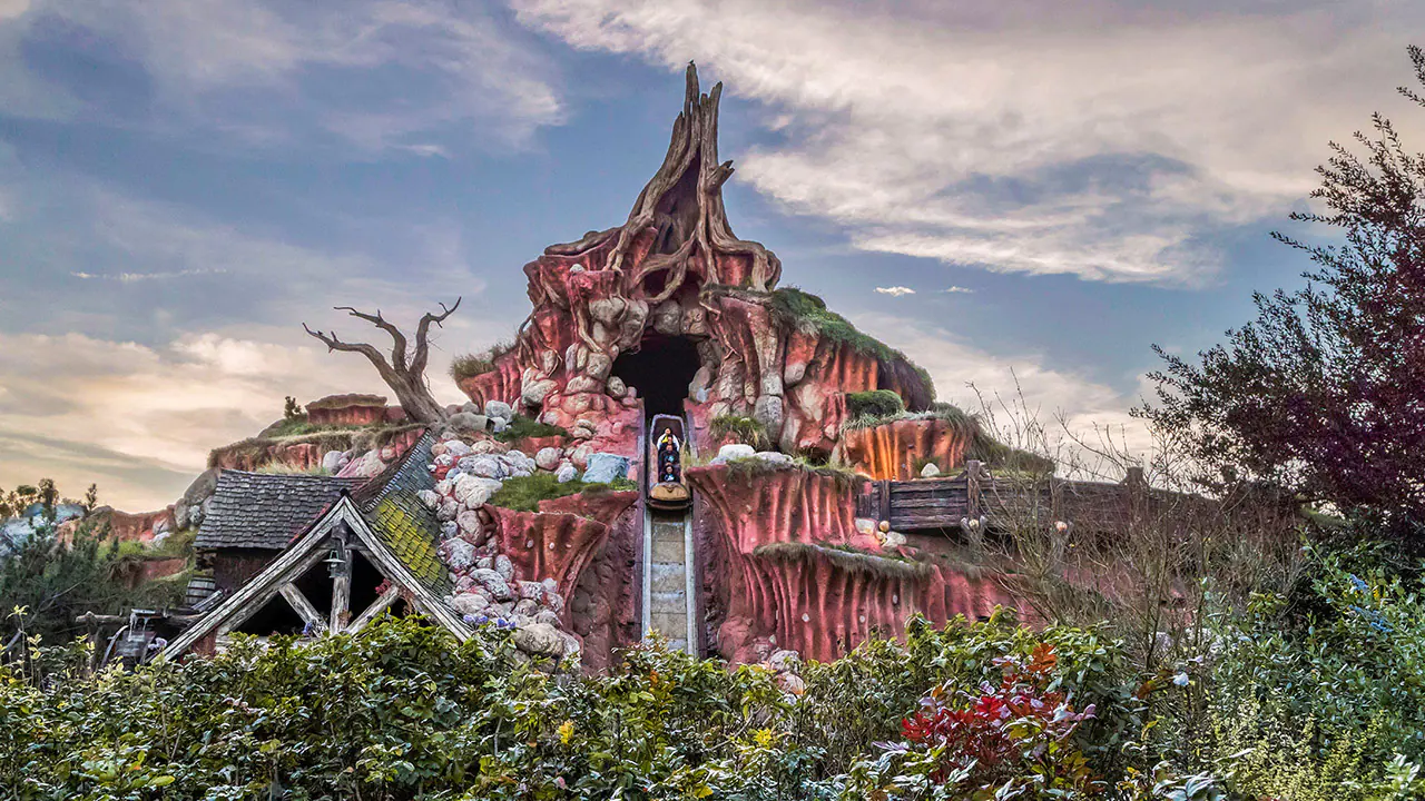 Disneyland’s Splash Mountain to Close at the End of May