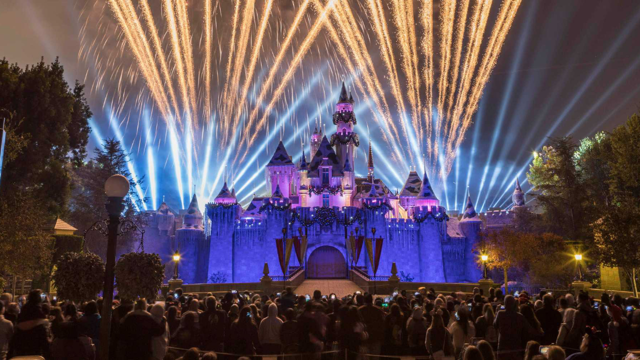 Disneyland Resort Announces 2022 Holiday Season Festivities