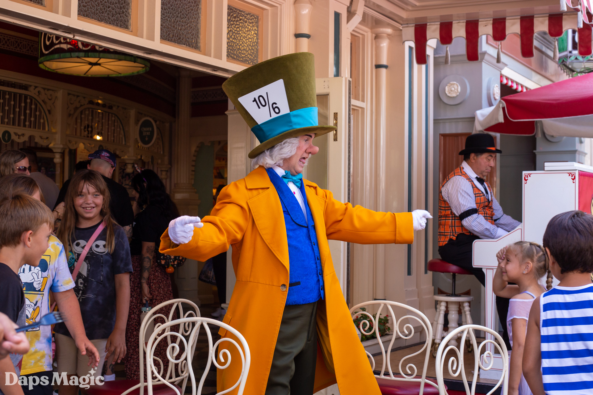 Musical Chairs Alice in Wonderland Mad Hatter Disneyland Daps Magic