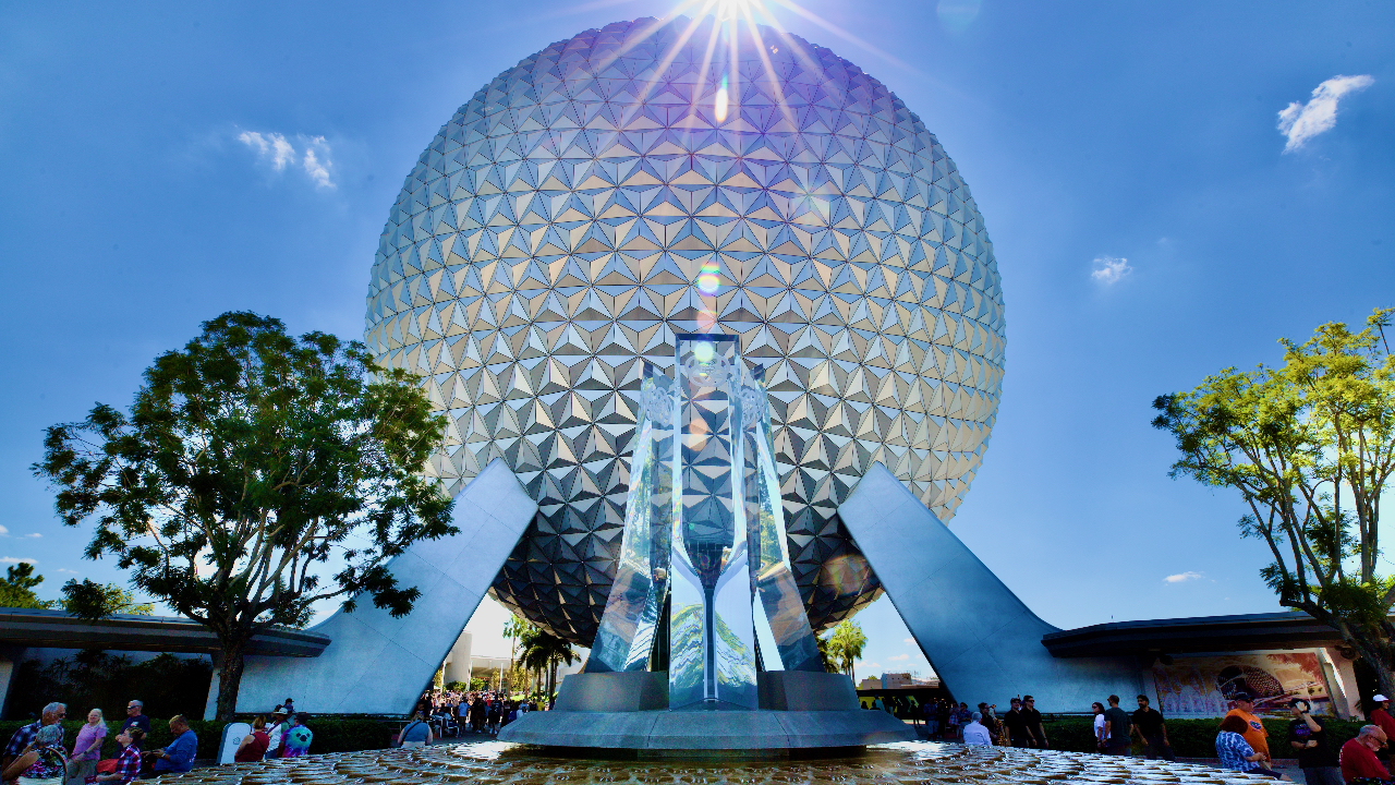 Check Out the Full Classic EPCOT Entrance Loop That Was Played for EPCOT’s 40th Anniversary
