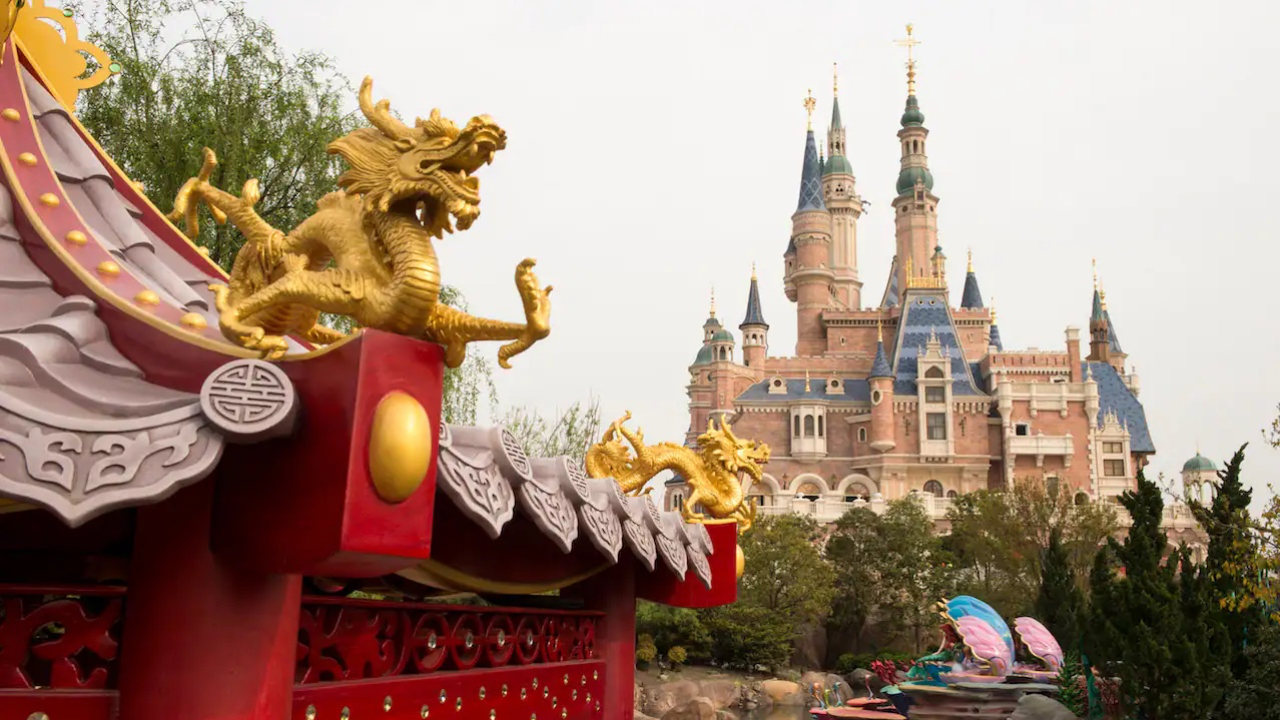 Shanghai Disneyland Reduces Operations to Comply with COVID-19 Measures