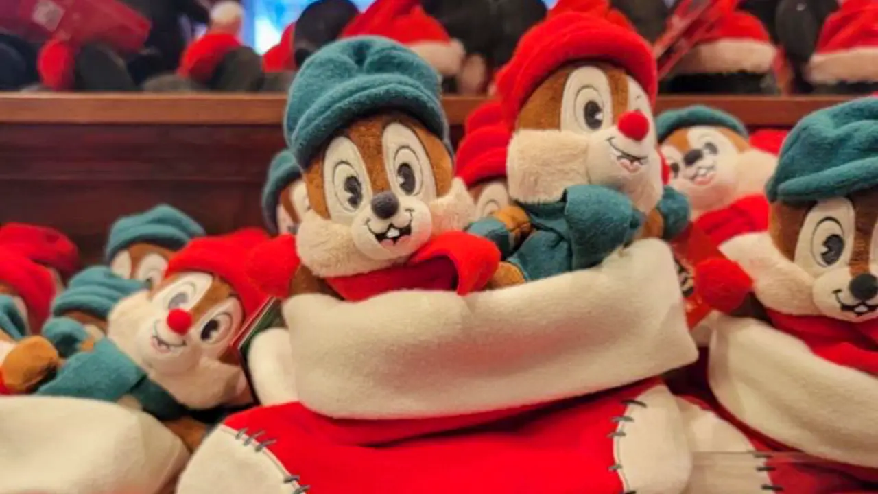 More New Holiday Merchandise Arrives at the Disneyland Resort