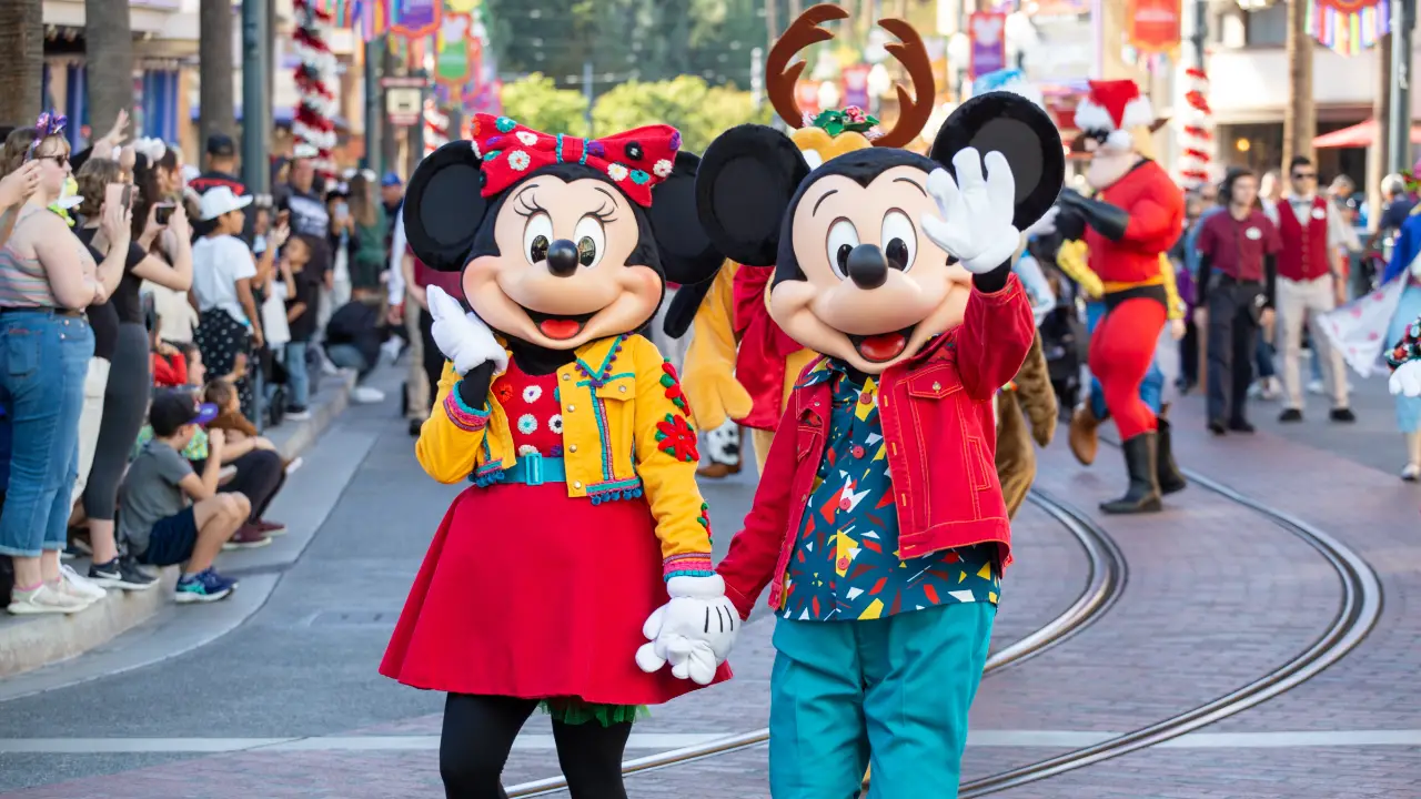 Disney California Adventure Gets Happier With Return of Mickey’s Happy Holidays