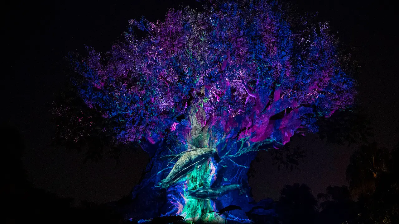 VIDEO: “Avatar: The Way of Water” Tree of Life Awakening at Disney’s Animal Kingdom