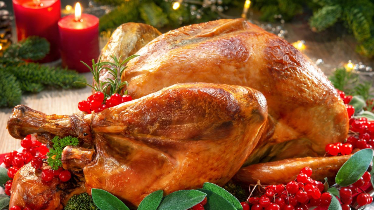 Knott’s Berry Farm Offers Christmas Eve Take Home Dinners