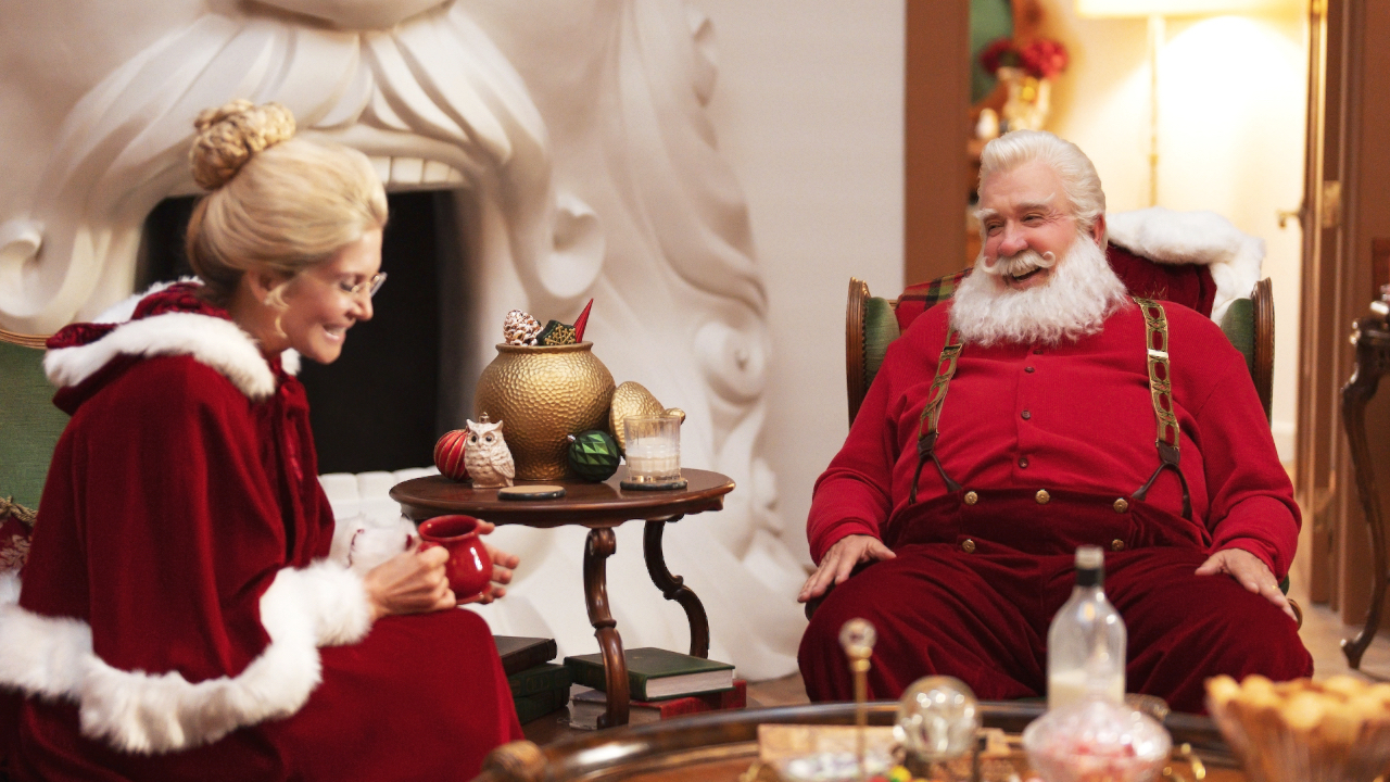 Disney+ Orders Second Season of “The Santa Clauses”