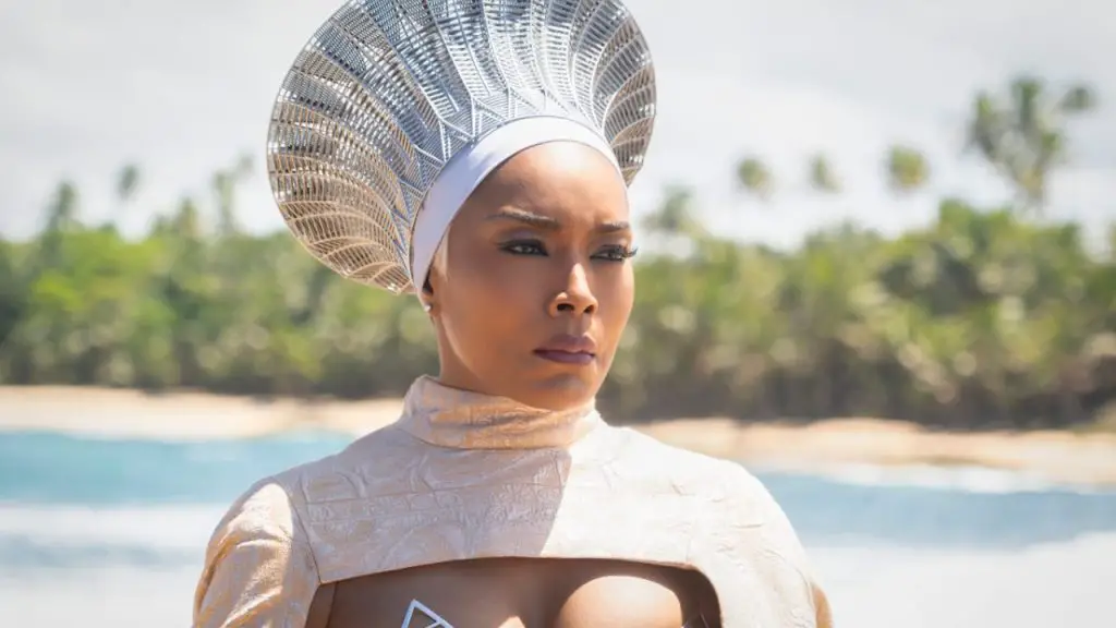 Angela Bassett - Featured Image-1