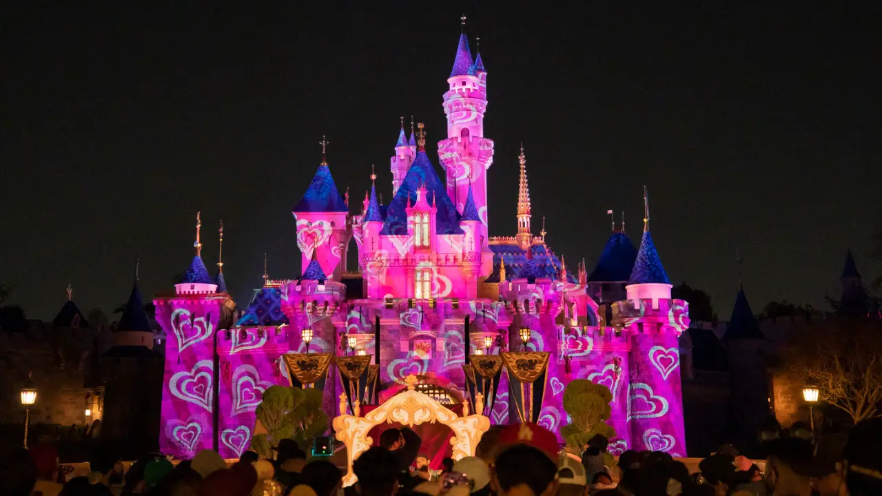 Plaza Inn Offers Disneyland After Dark: Sweethearts’ Nite Dining Package