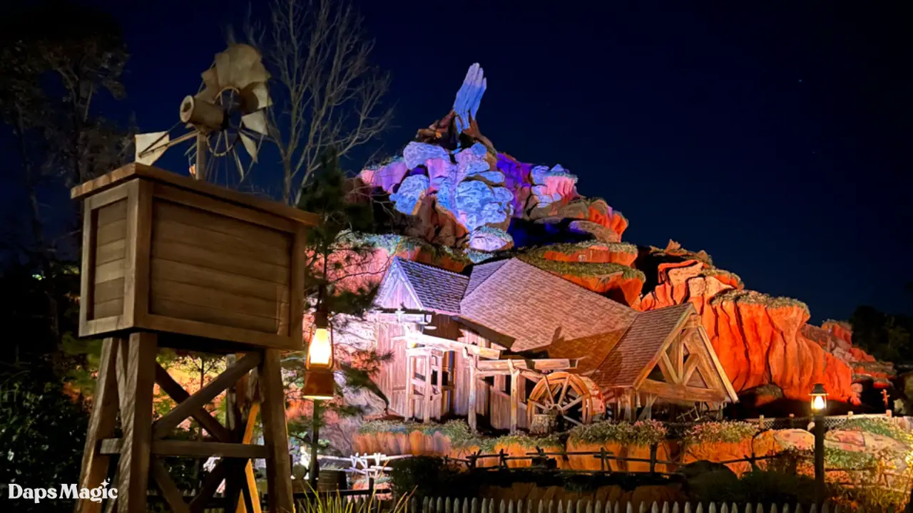 disneyland splash mountain night