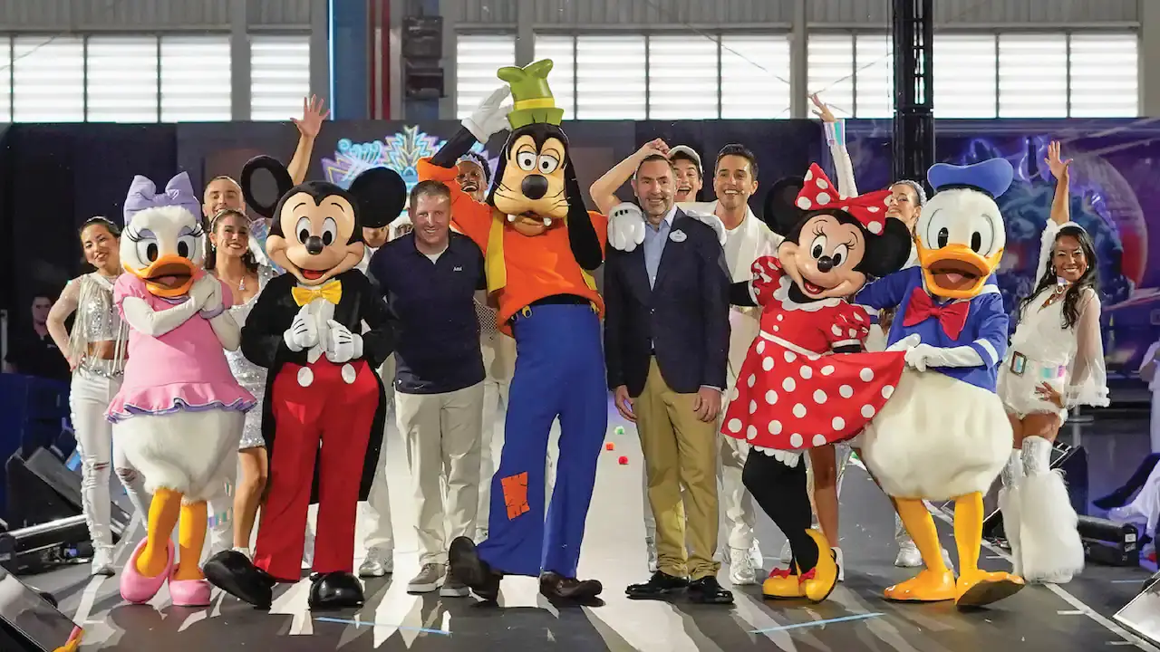 A Goofy Plane Is Being Added To The World’s Most Magical Fleet