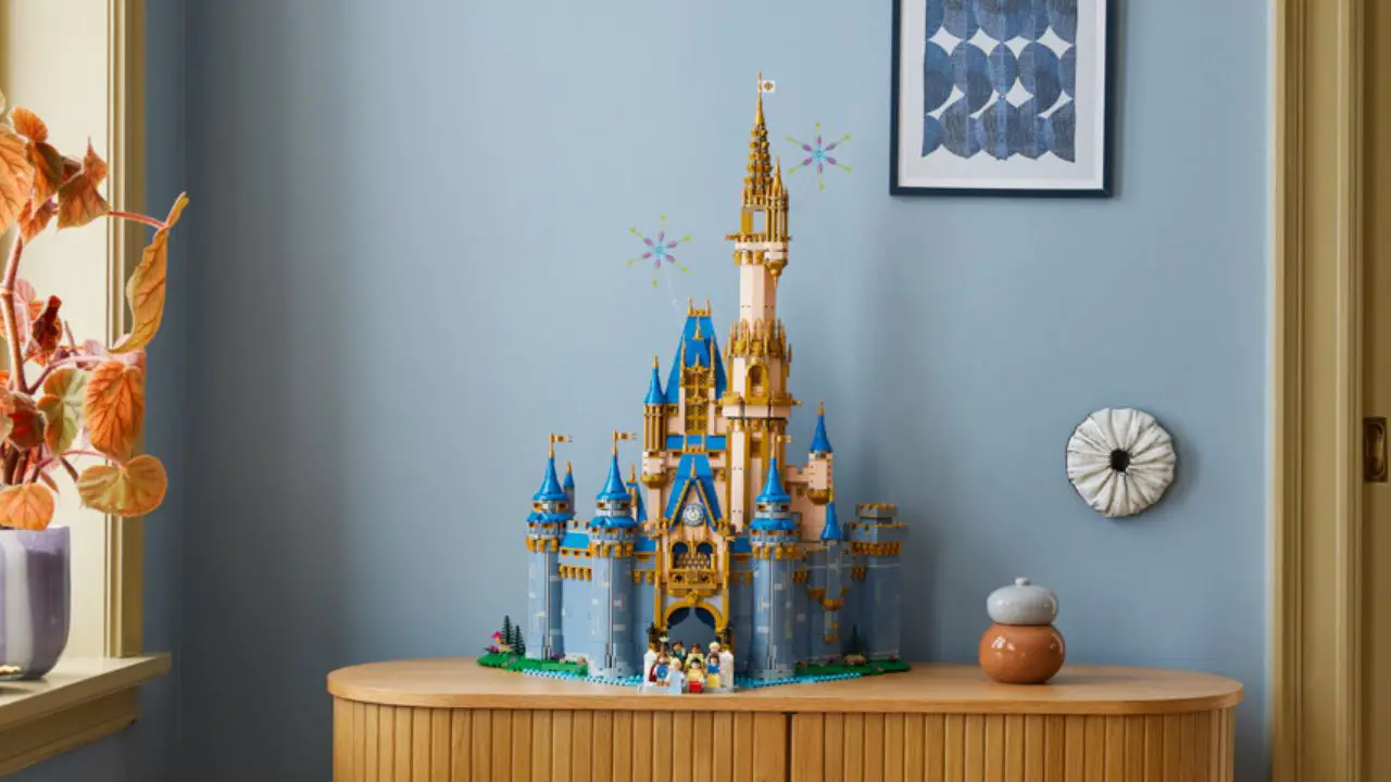 LEGO | Disney Castle Announced as Disney100 Continues