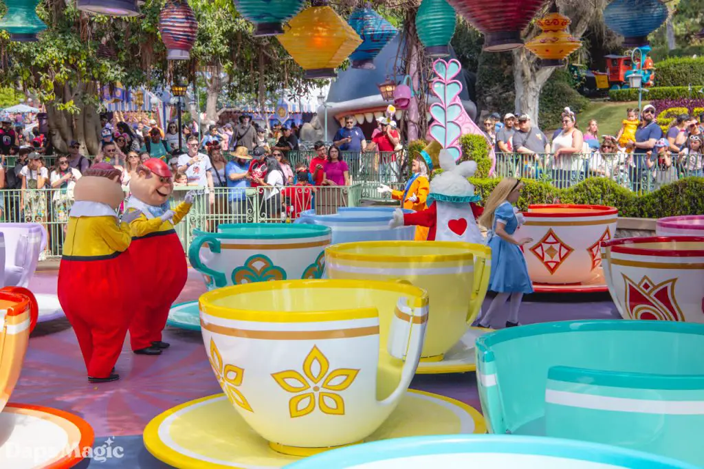 Alice In Wonderland And Friends Have Two Mad Tea Parties On Disneyland alice-in-wonderland-and-friends-have-two-mad-tea-parties-on-disneyland