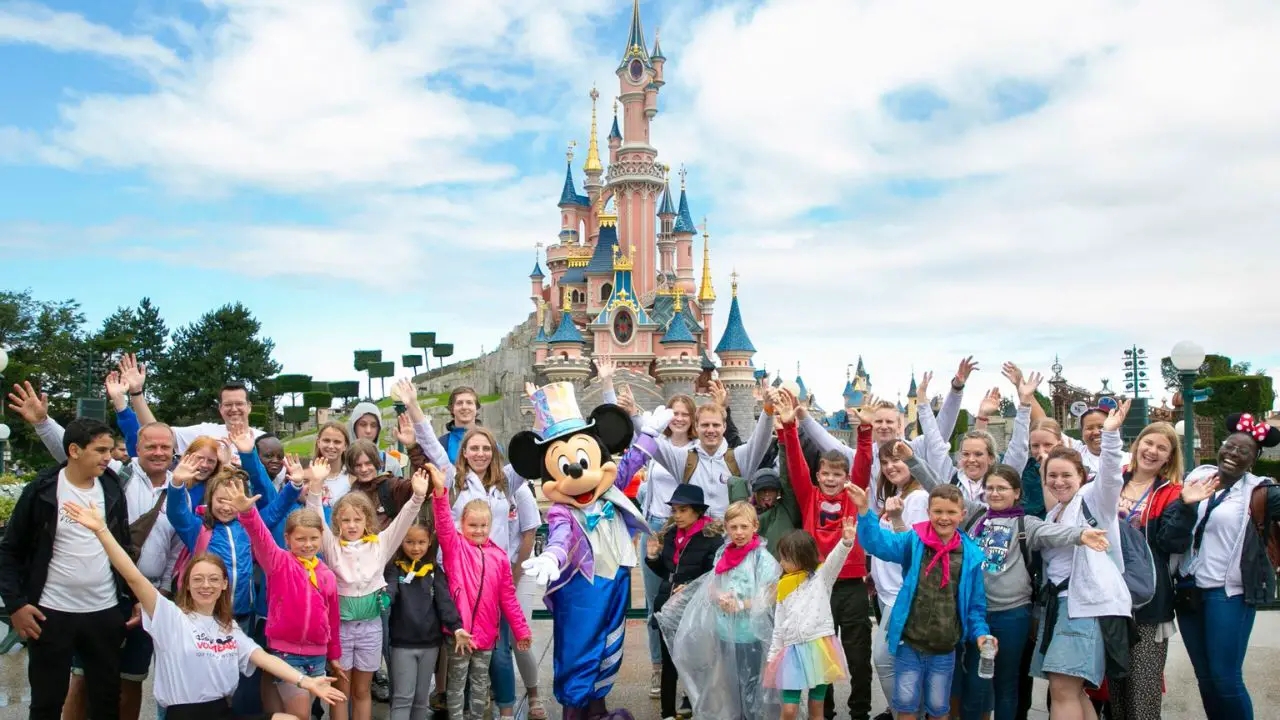 Children and Young People with Burns Spend Magical Day at Disneyland Paris