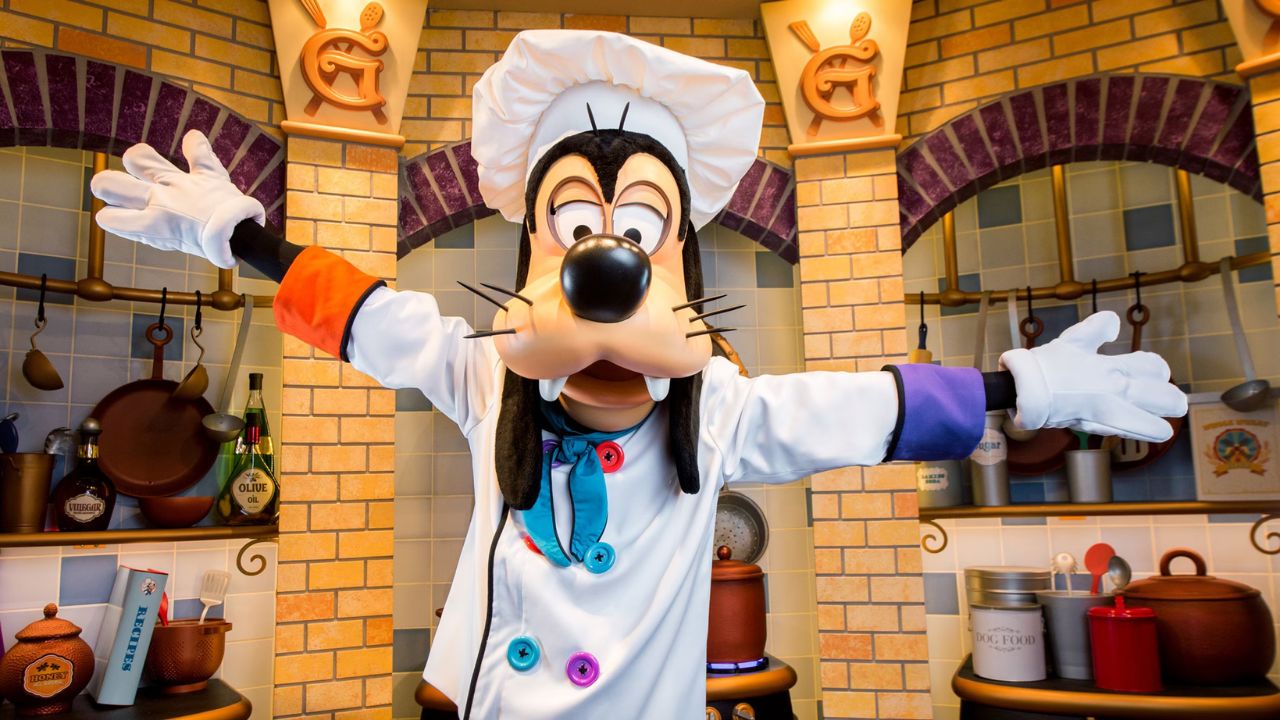 Goofy’s Kitchen Adds Halloween Themed Dining Experience