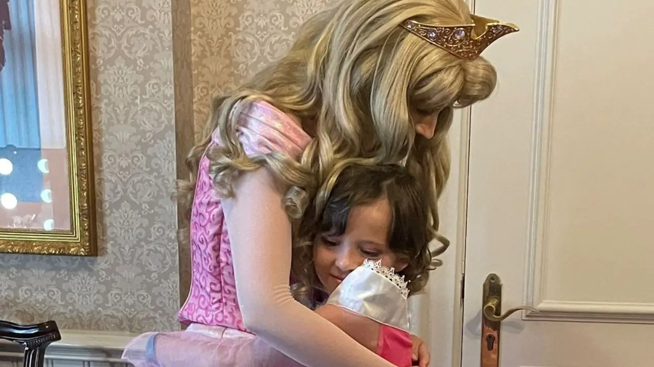 Lilou’s Dream of Meeting Princess Aurora Comes True