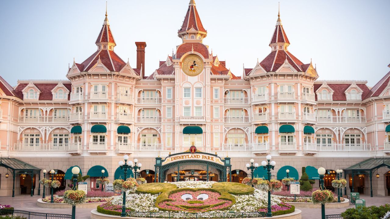 Disneyland Hotel Disneyland Paris