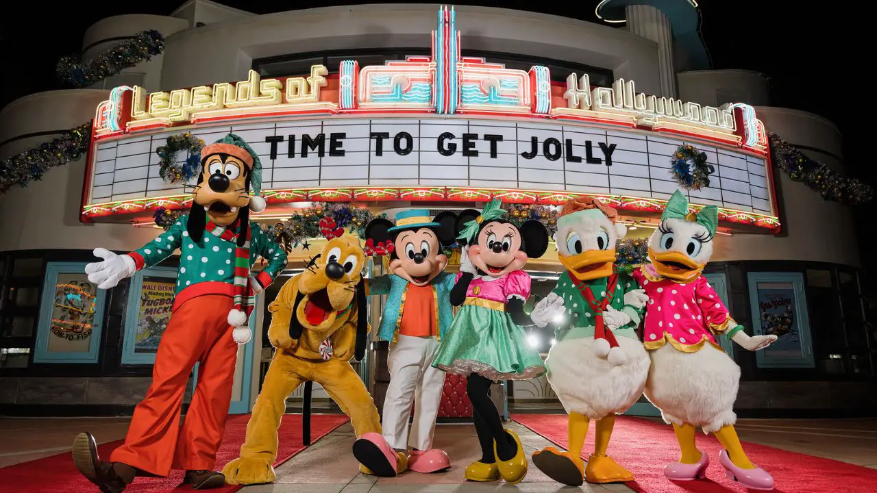 Disney Gives Sneak Peek at the Holidays at Walt Disney World Resort