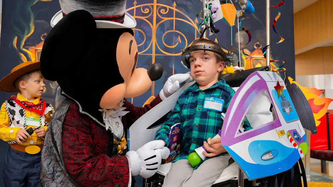 Disney-Themed Delivery Helps Kids at Children’s Hospitals Nationwide Get into the Halloween Spirit