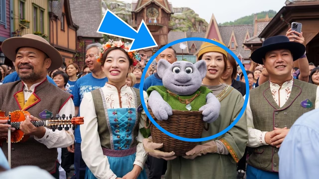 Introducing Mossie, A Love Expert in Training, at Hong Kong Disneyland
