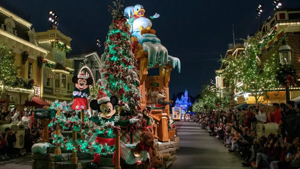 Disney Shares Behind the Scenes Look at Disneyland Resort Holiday