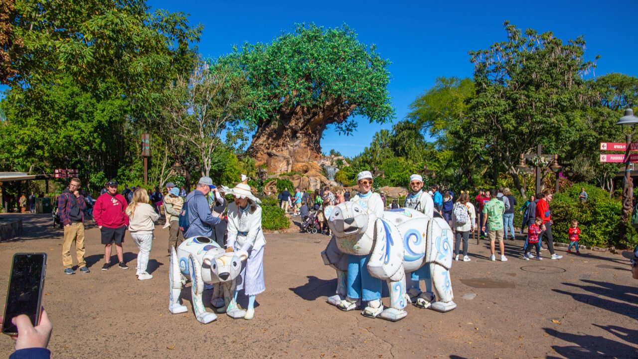 Merry Menagerie Brings Extra Holiday Magic to Disney’s Animal Kingdom