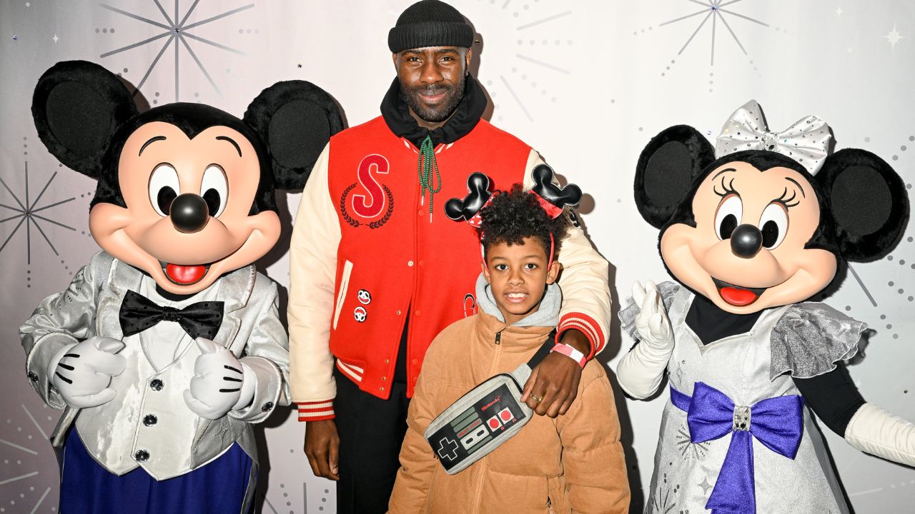 Disney and Nordstrom Celebrate Holiday Season at Wollman Rink in Central Park