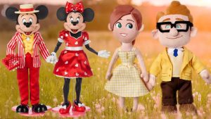 Looking for Disney Valentine’s Day Gifts? Check These Out!