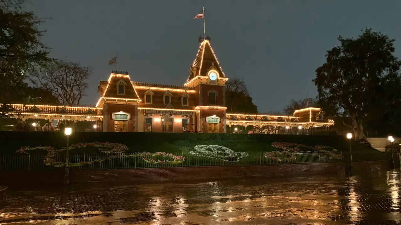 Disneyland Resort Parks Closing Early Again As Rain Continues to Come Down