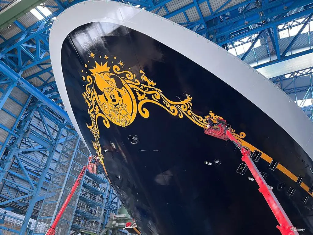 disney cruise line bow art