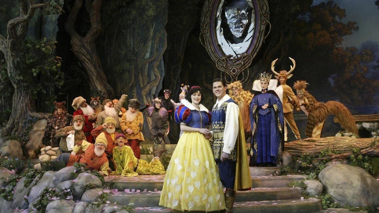 Snow White – An Enchanting Musical | DISNEY THIS DAY | February 23, 2004