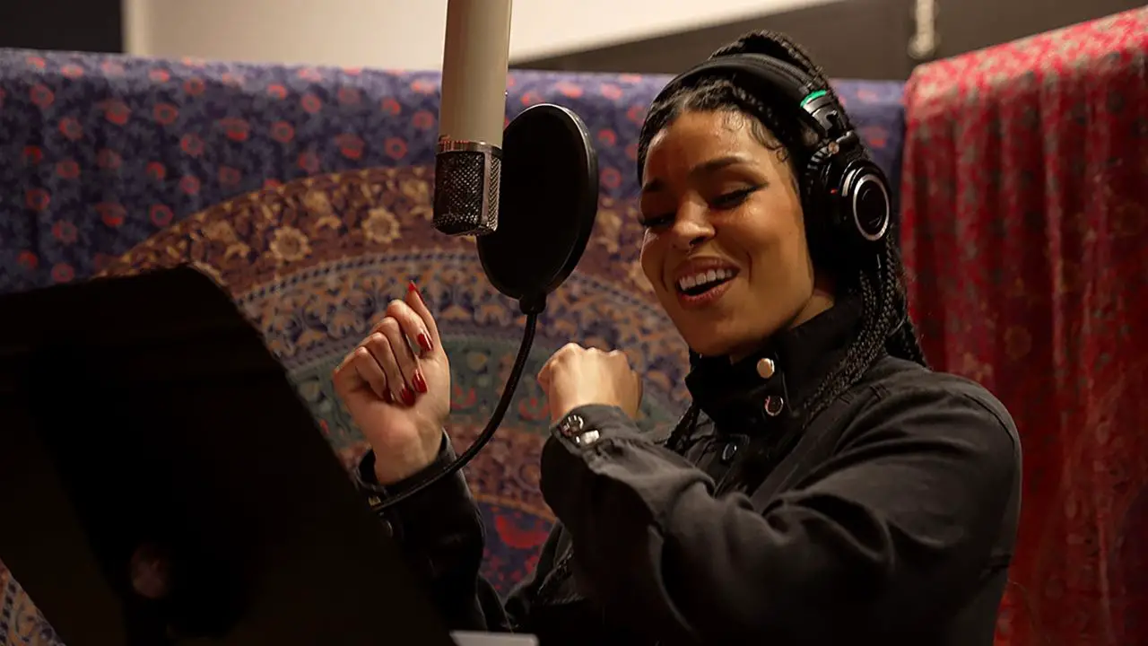 Jordin Sparks Inspires People to ‘Live the Adventure’ With New Signature Song for Disney Treasure