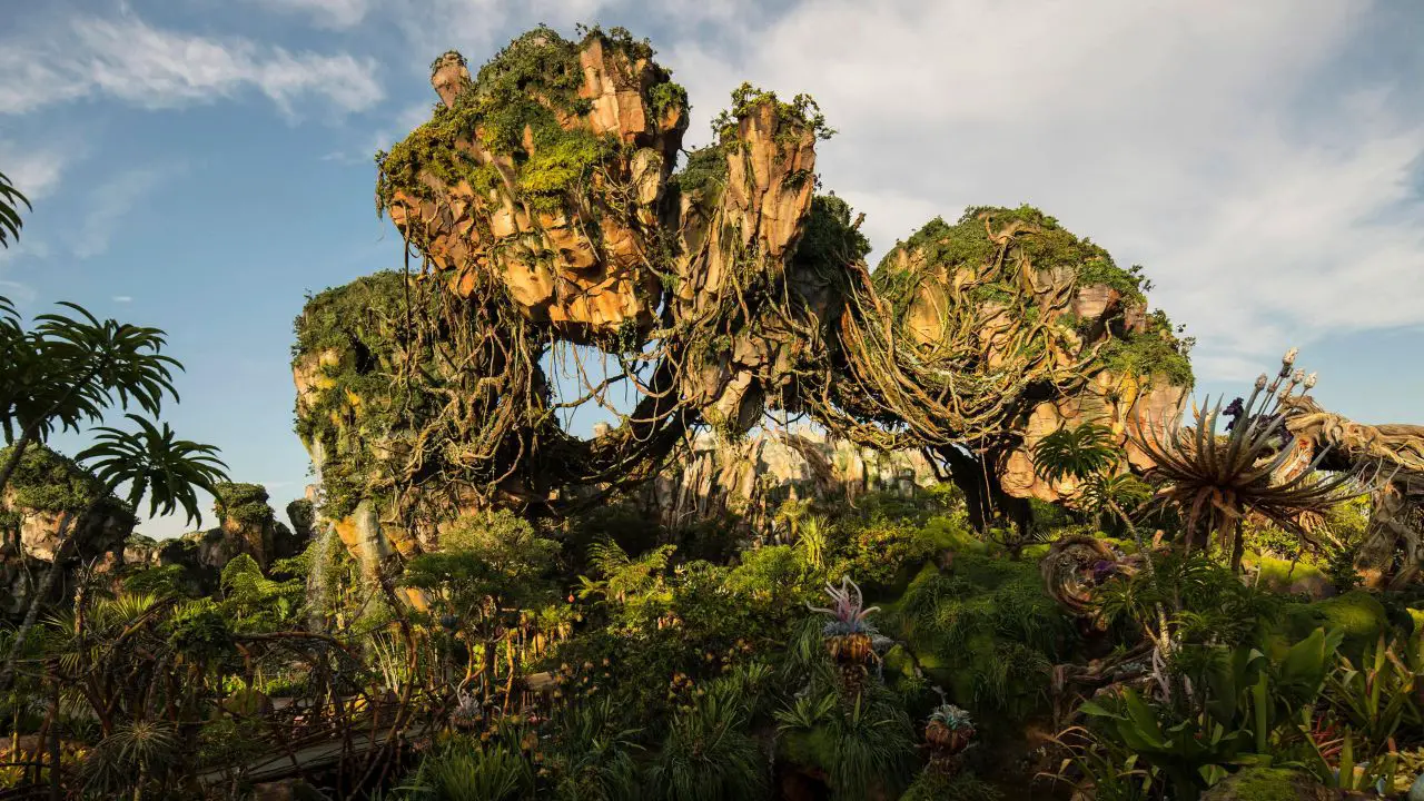 Disney CEO Bob Iger Confirms ‘Avatar’ Experience to Be a Land at Disneyland Resort