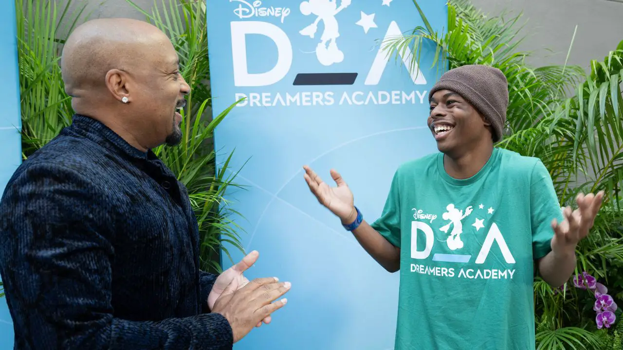 ‘Shark Tank’ Investor Daymond John Makes Dream Come True for Teen During Disney Dreamers Academy at Walt Disney World Resort