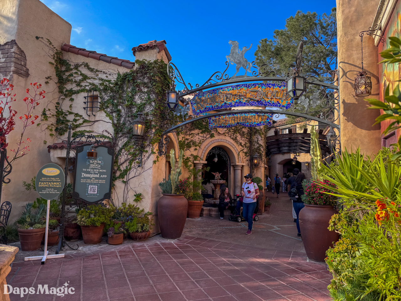 REVIEW: Rancho del Zocalo Restaurante - Fantasmic! Dining Package