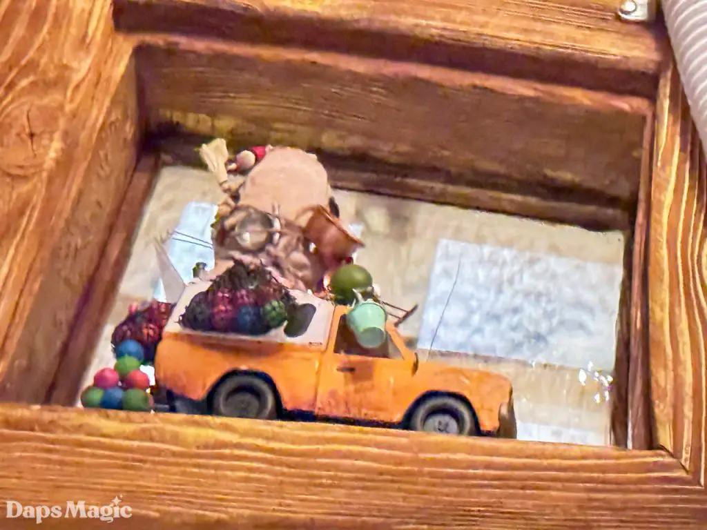 Pizza Planet Truck - Pixar Fest - Goofy's House - Mickey's Toontown