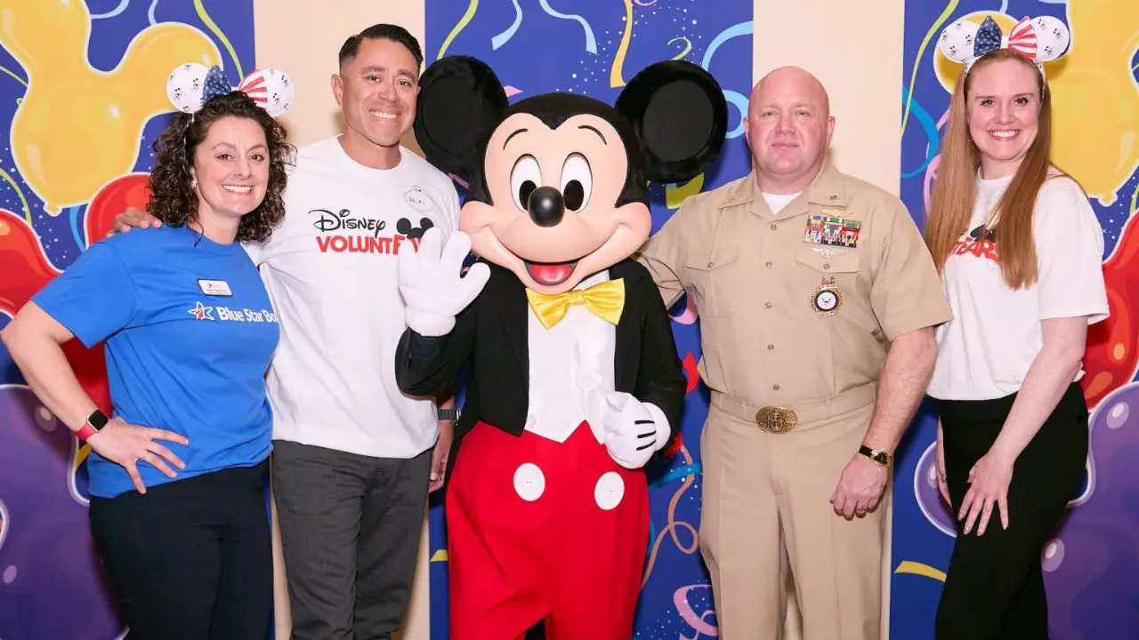 Disney and Blue Star Families Come Together to Donate Books to Military Families