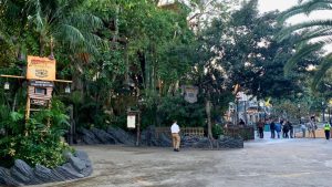 More New Old Construction – 30 Years Ago at Disneyland