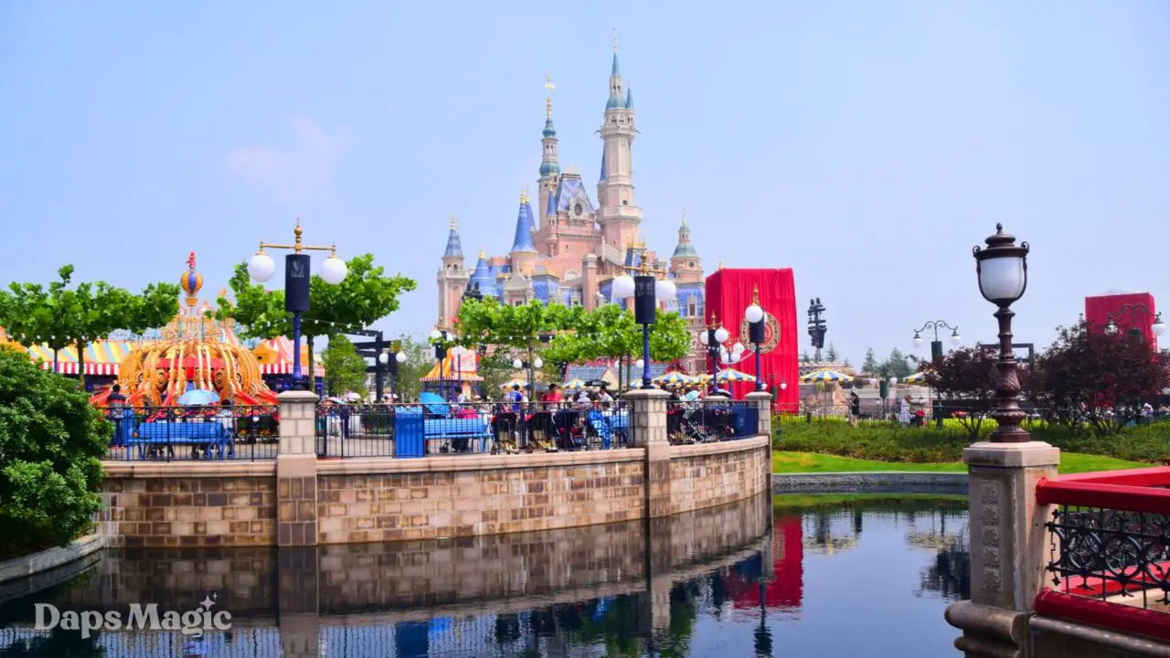 Shanghai Disneyland Turns 8 – Looking Back at the Opening Day