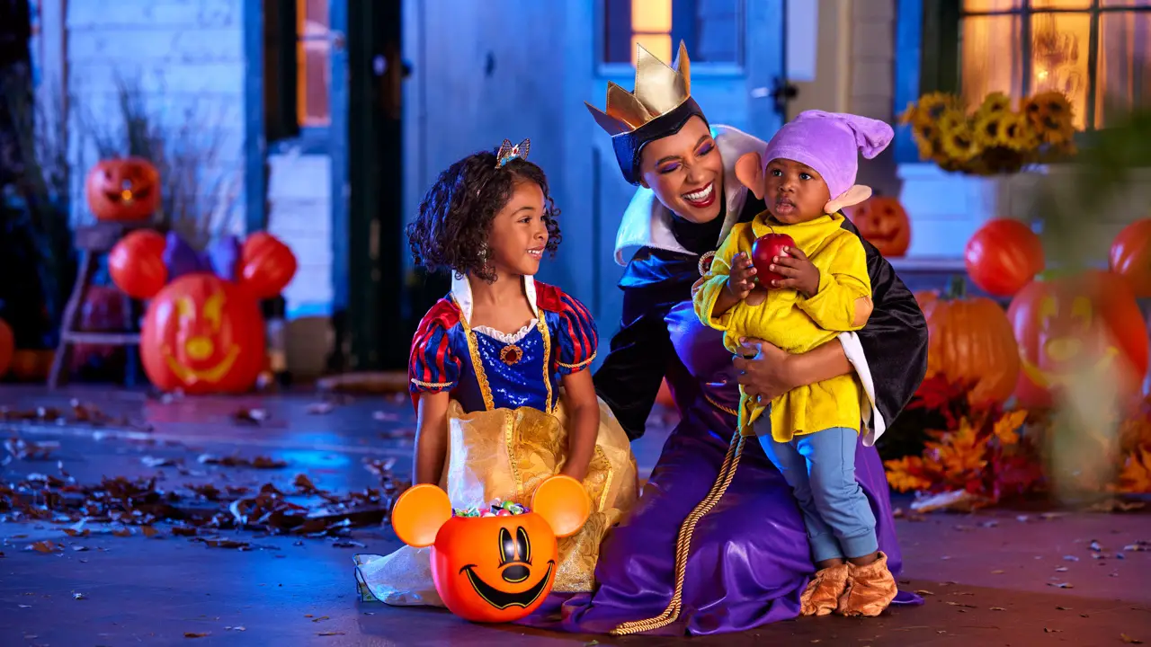 Disney Store Announces New Buy One, Get One Campaign with Starlight Children’s Foundation As Halloween Shop Launches