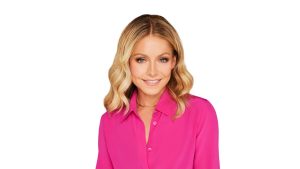 Kelly Ripa Shares About Becoming a Disney Legend