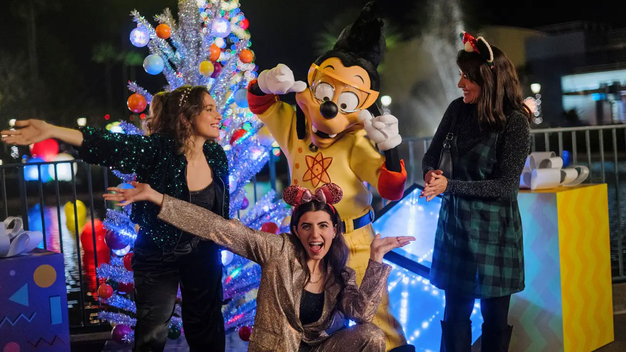 More Details Revealed About Disney Jollywood Nights