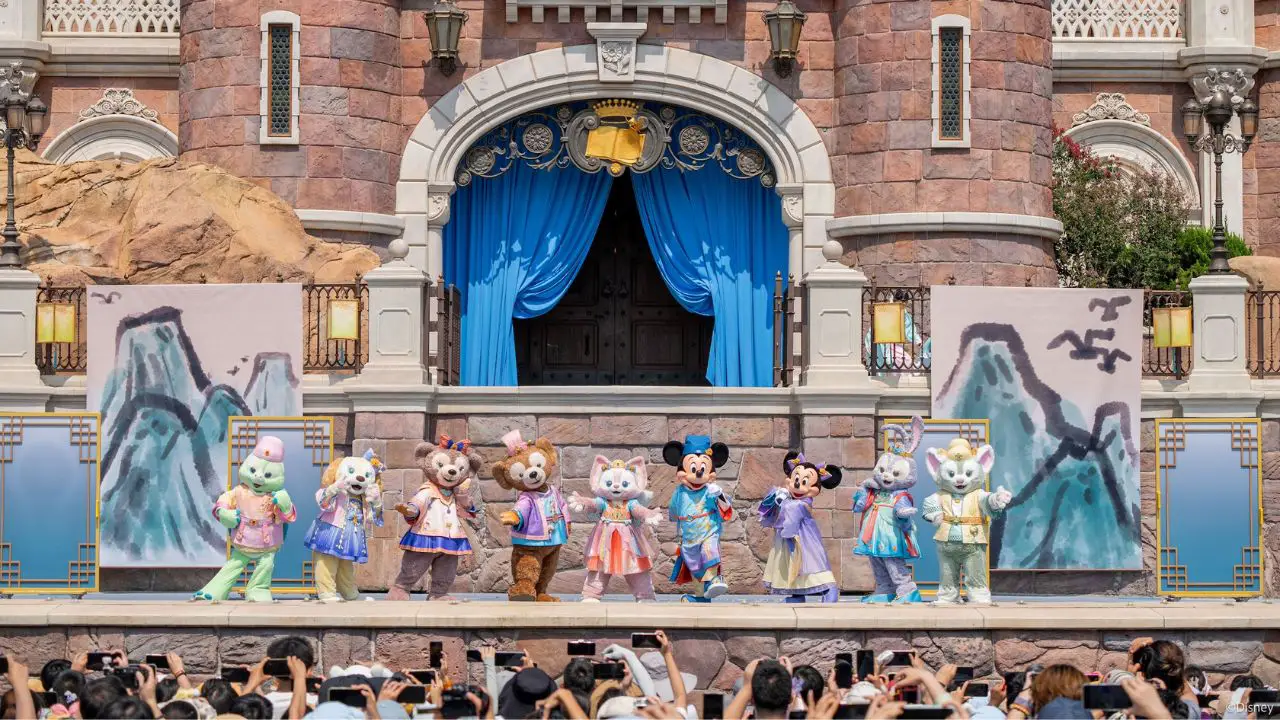 New Duffy Offerings Come to Shanghai Disney Resort For Mid-Autumn Festival in Collaboration with Shanghai Huju Opera Theatre