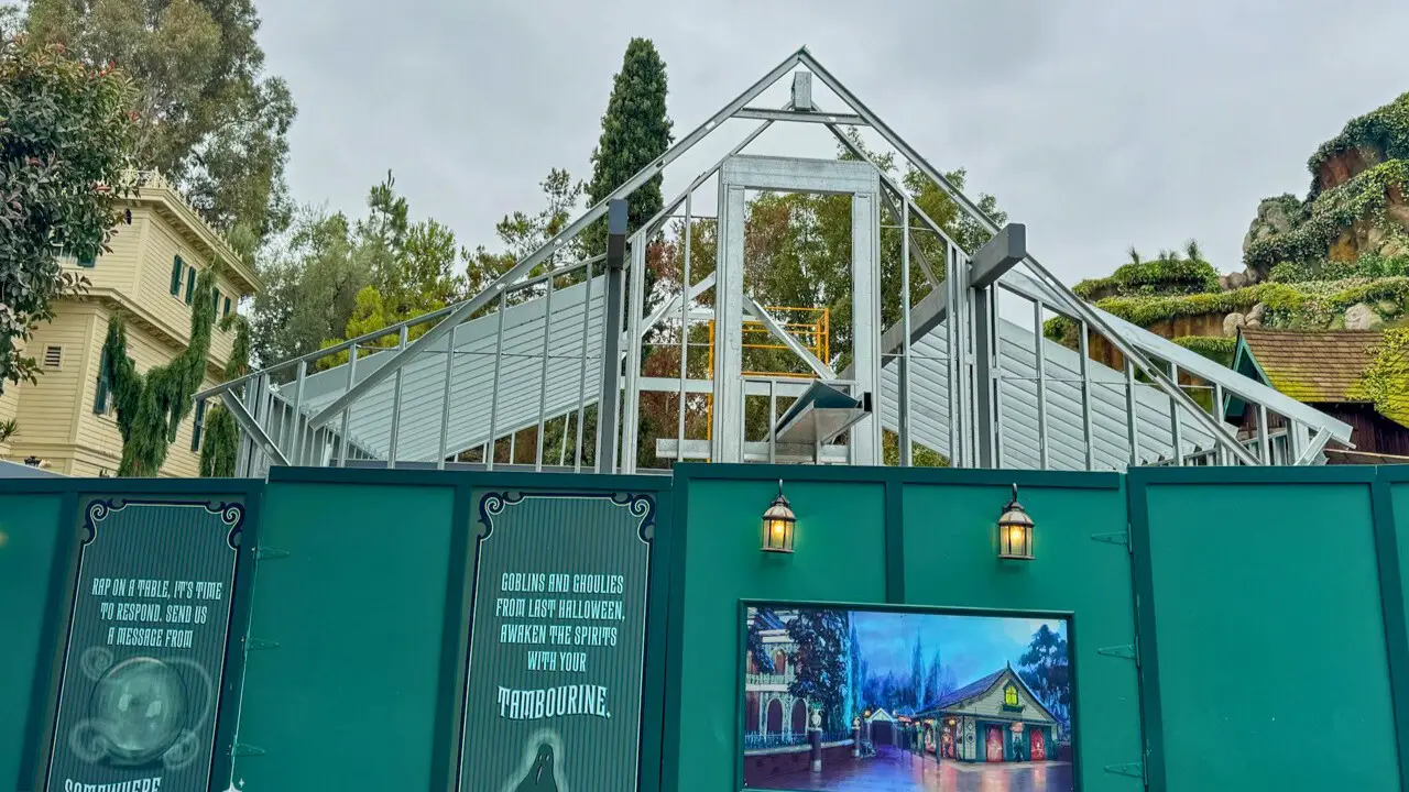 Progress Continues on Haunted Mansion Gift Shop at Disneyland