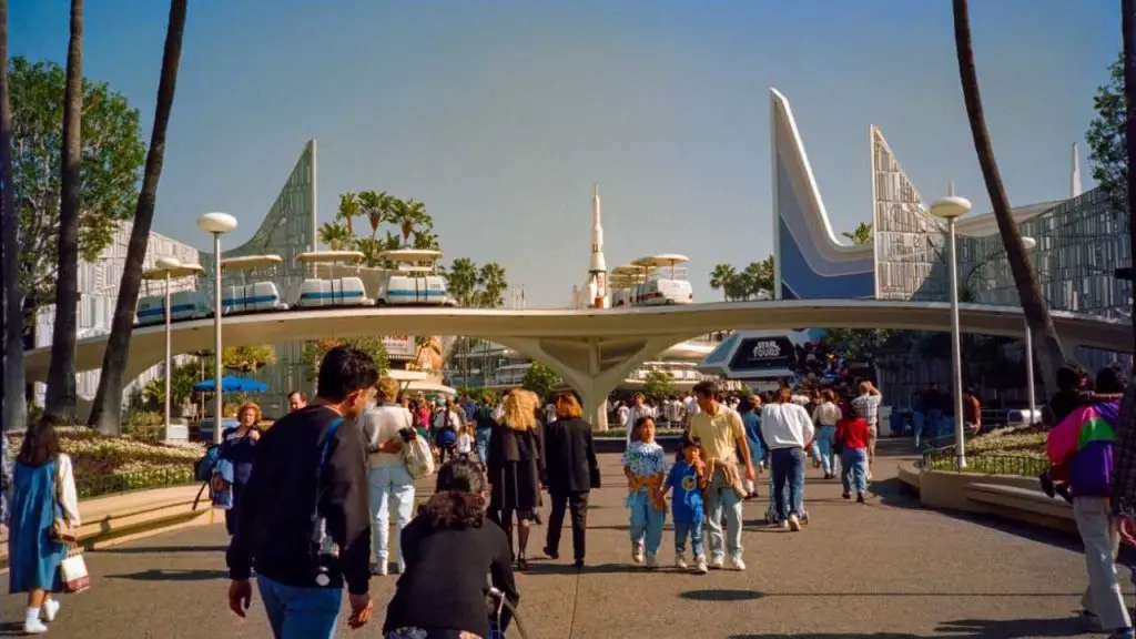 Tomorrowland - 30 Years Ago at Disneyland - 1994