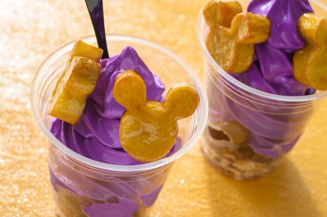 Halloween Sundae at Liberty Landing Diner in Tokyo DisneySea