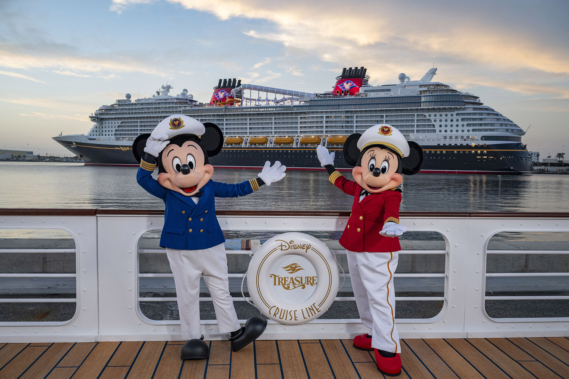 Disney Cruise Line to Livestream Disney Treasure Christening