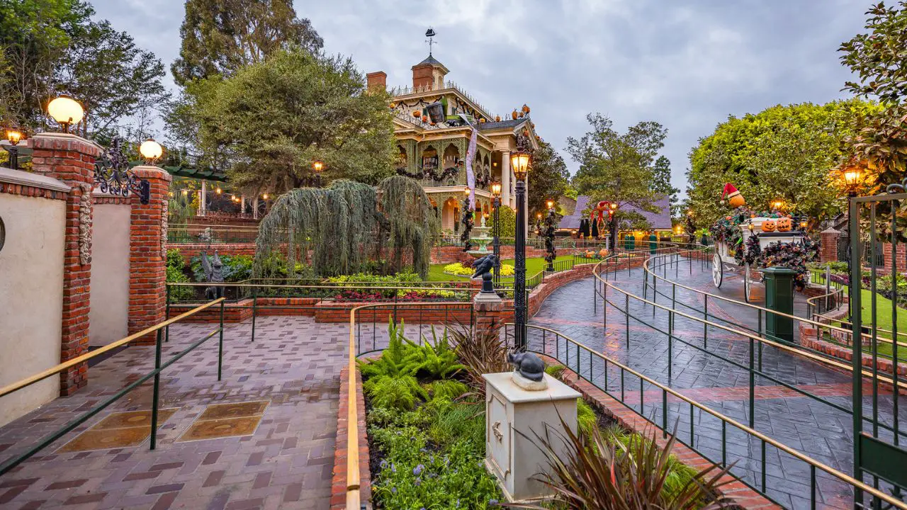 Standby Queue Now Open at Disneyland’s Haunted Mansion