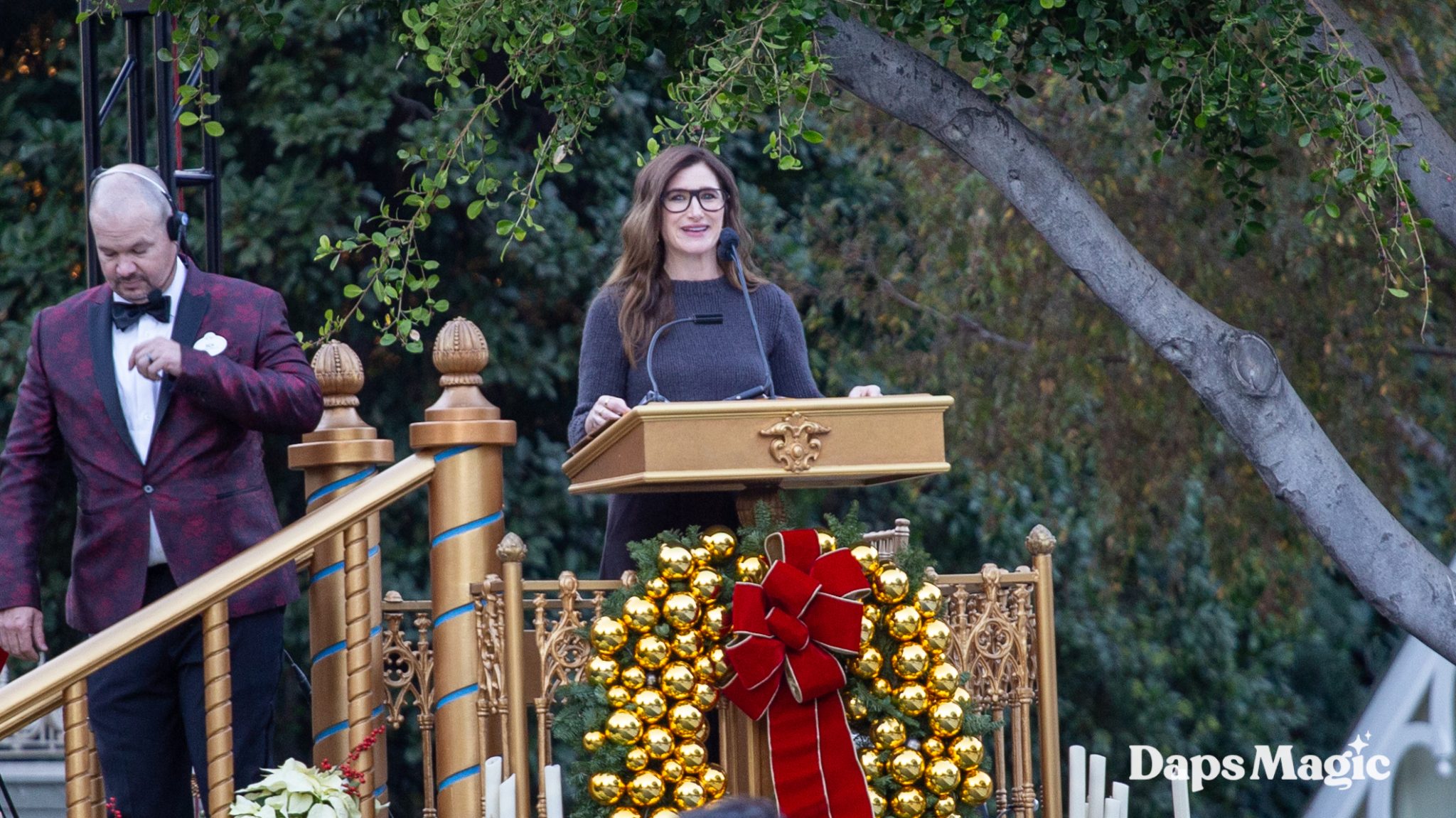 Narrator Revealed for Disneyland’s 2024 Candlelight Procession